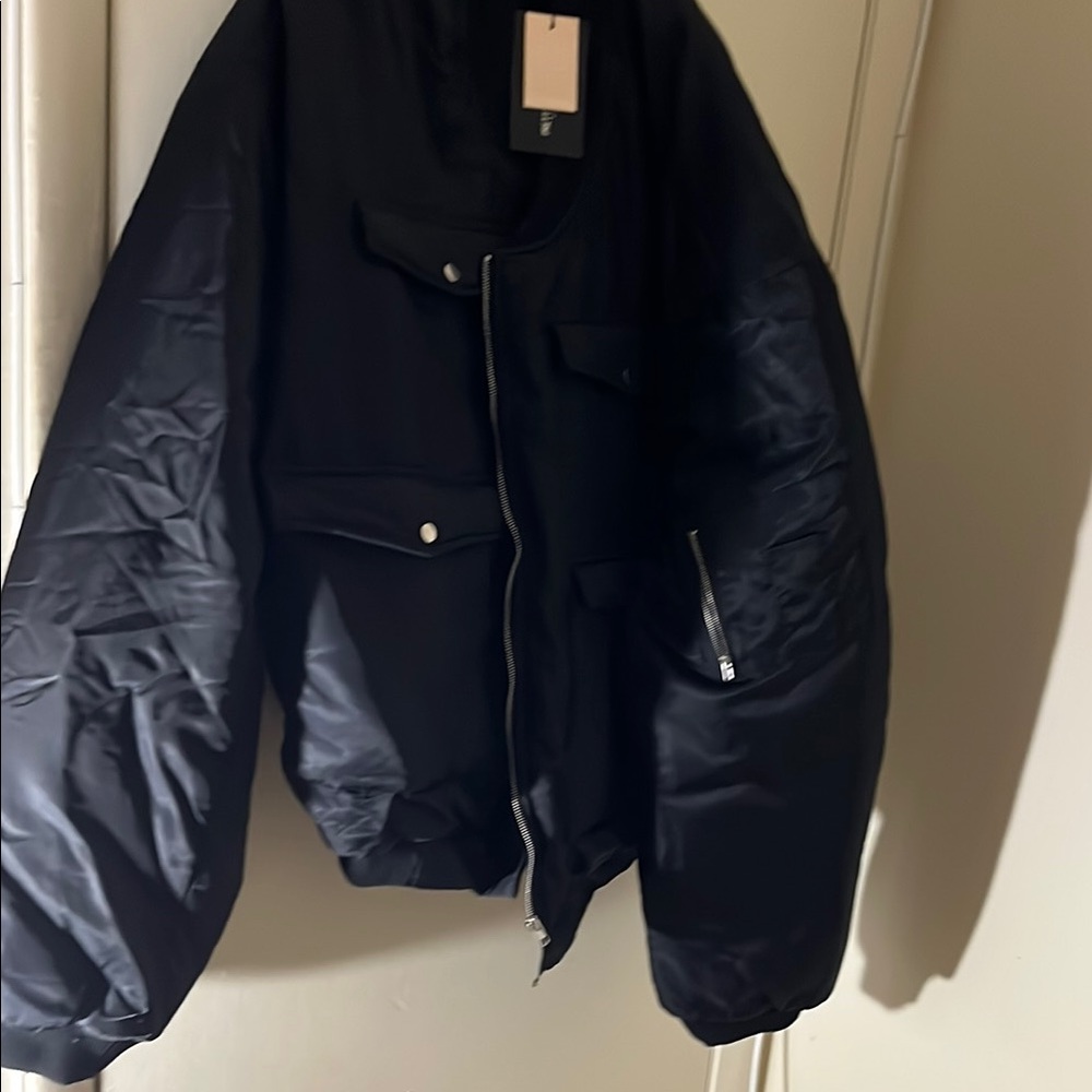 PrettyLittleThing Black Bomber Jacket Quilted Insulated